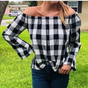 Cloth & Stone NWT Black and White Buffalo Check Off The Shoulder Top